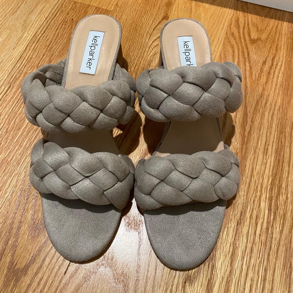 NEVER WORN Kell Parker Micaela Taupe Heels size 8